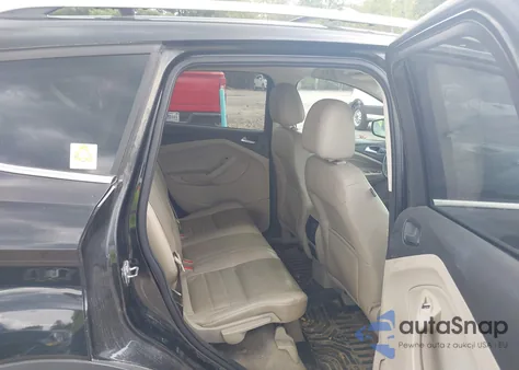 2015 Ford Escape Titanium z USA, uszkodzony, nr VIN 1FMCU9J92FUA96987